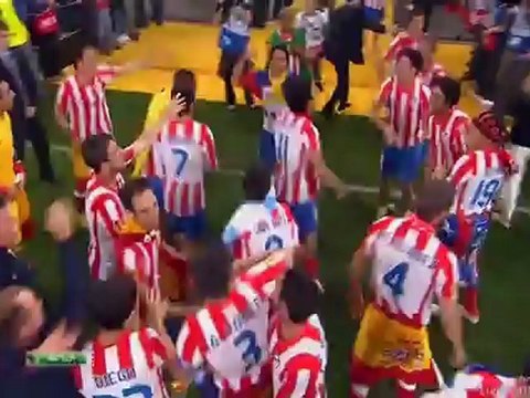 UEFA Europa League - ATL Madrid vs ATH Bilbao (highlights and awards ceremony)