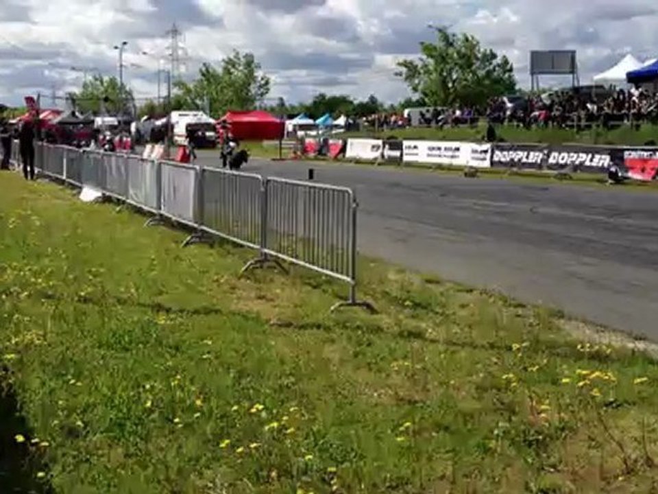 drag scoot fast 110cc parmakit piloté par jujudu49 drag racing team