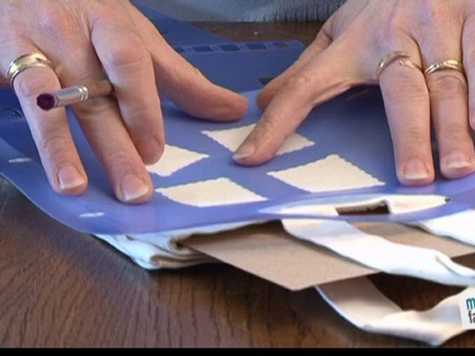 Sports Loisirs : Realiser un sac a gouter de fille