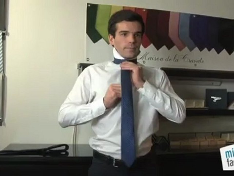 Beauté mode : Comment faire un nœud de cravate simple ?