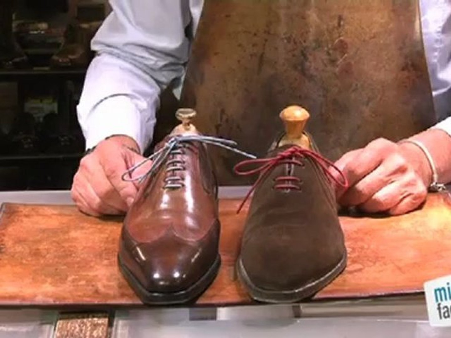 Beauté mode : Lacer ses chaussures de ville - Vidéo Dailymotion