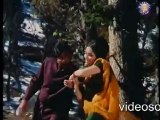 Gunguna Rahe Hain - Rajesh Khanna  Sharmila Tagore - Aradhana - videosongsonline.com