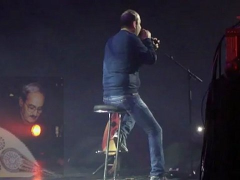 Mohamed ALLAOUA - Sligh i yemma (Hommage à Cherif KHEDDAM) [ Live Zénith de Paris 2012 ]