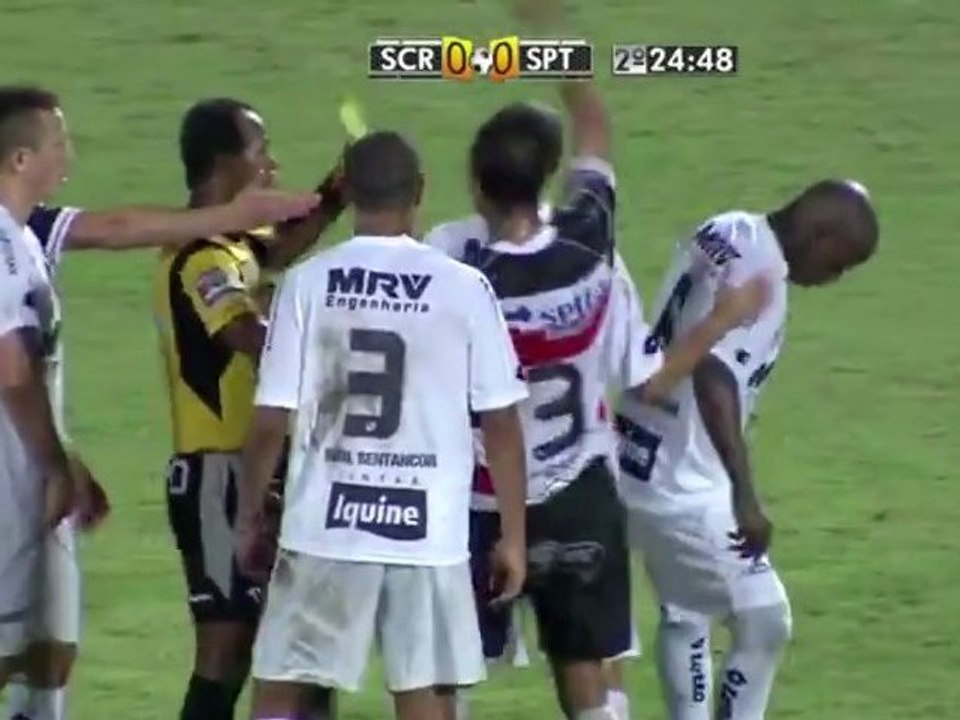 Insolite : il proteste en effectuant le Moonwalk de Michael Jackson !