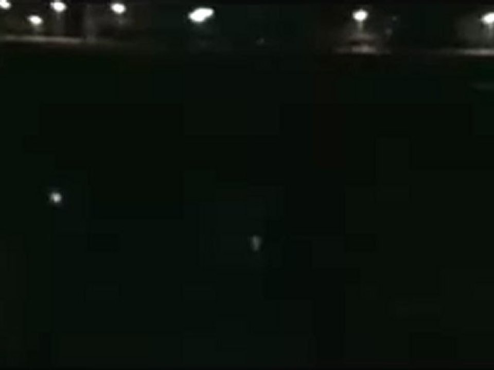 فري برس حماه المحتلة اطلاق رصاص من رشاشات ثقيله  9 5 2012 ج2 Hama