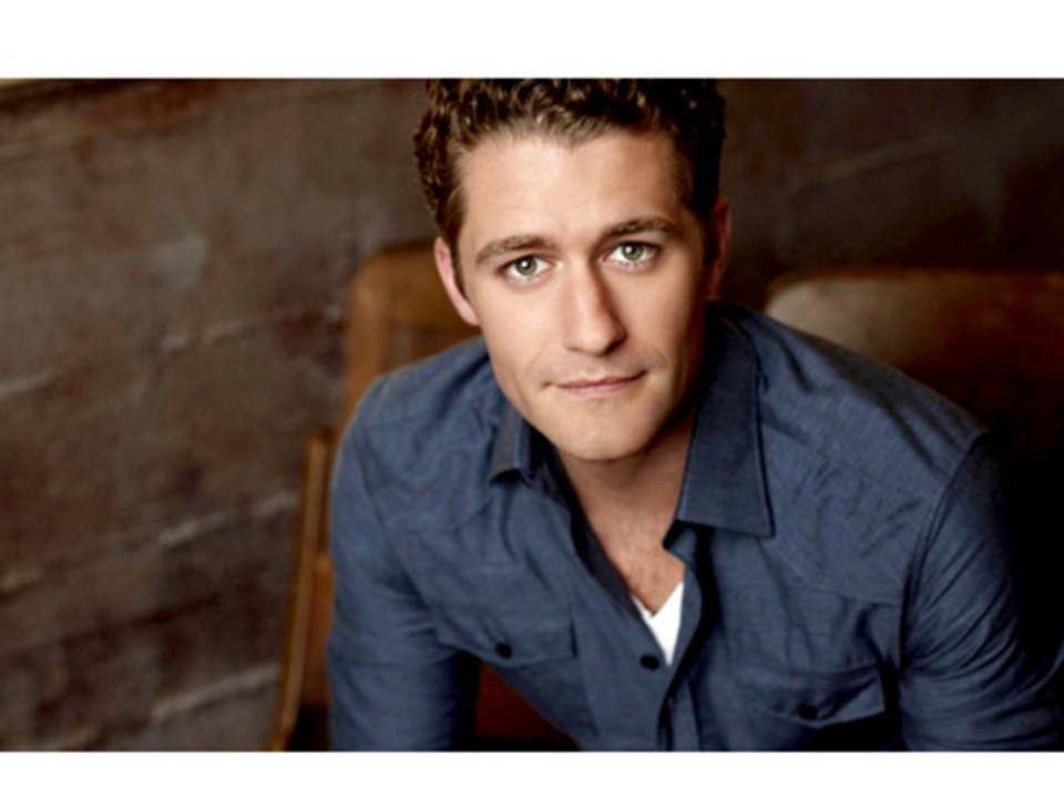 What Made Glee Star Matthew Morrison Cry? - Hollywood Scoop