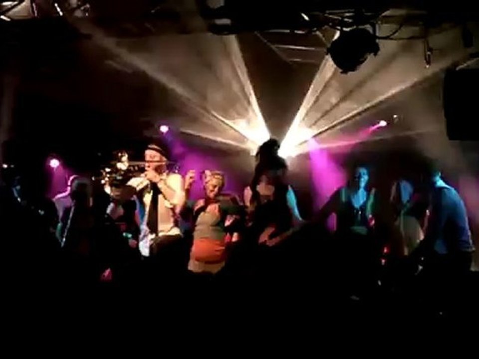 Marcel et son orchestre - Femme mûre - concert Brasparts (29)