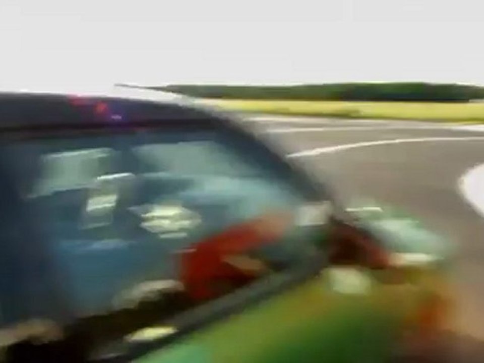 Araba Böyle Park Edilir