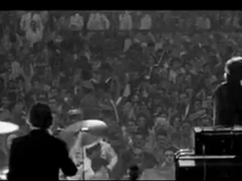 THE BEATLES I WANNA BE YOUR MAN LIVE IN GENOVA (ITALY) 1965.