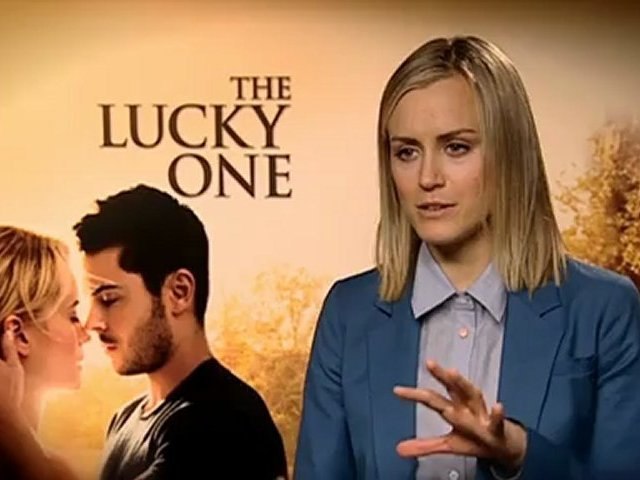 The Lucky One Exclusive Interview With Zac Efron Taylor Schilling Nicholas Sparks And Scott Hicks