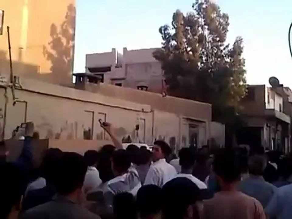 فري برس  ريف دمشق حي القدم  تشييع الشهيد زاهر خليفة 10 5 2012 Damascus
