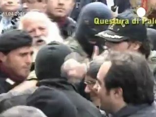 Mafia don tries to kill himself in Sicily prison