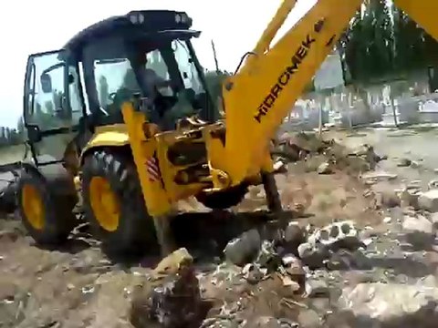 HAKVEYİS MEZARLIĞI EDER ÇALIŞMALARI