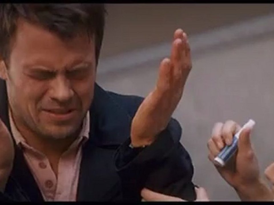 When In Rome - Clip - Breath Spray