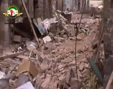 فري برس حمص باب التركمان من تراس حمص القديمة تدمر بالكامل10 5 2012 Homs