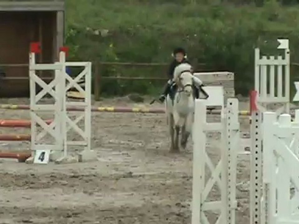 judicaelle sur Licorne  à Dechy le 8 mai 2012