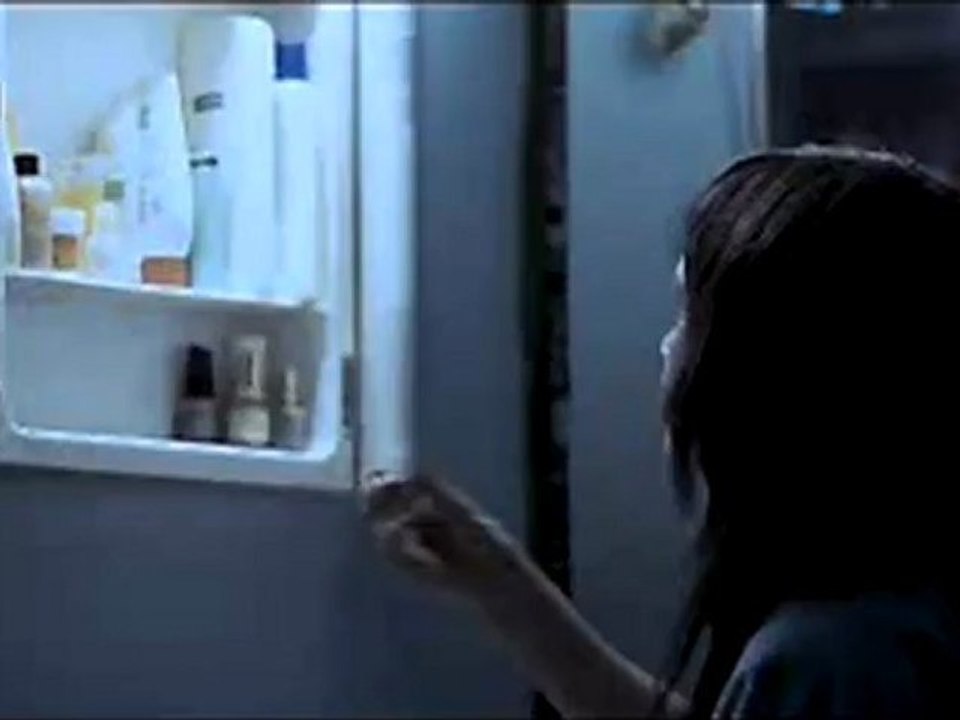 Halloween 2 - Clip - Bathroom