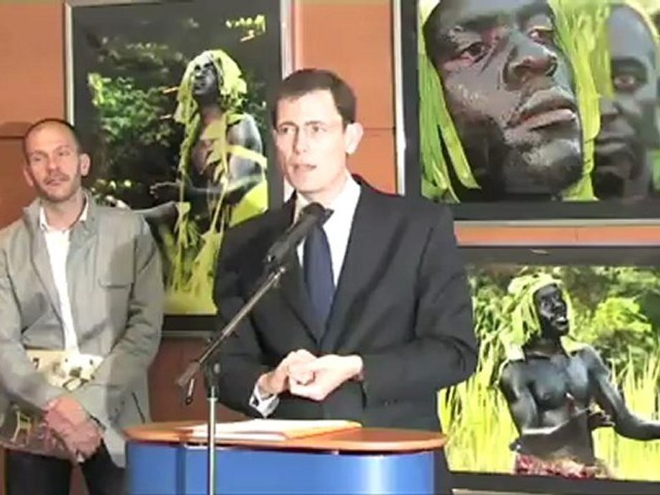 Vincennes : Inauguration de l'Afrique en Marche 2012 avec Laurent Lafon et Jean-Pierre Douillet à l'espace Sorano