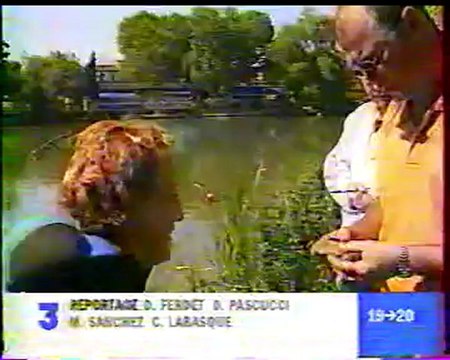 Sucy-en-Brie ; Le port de l'Abbaye médiévale de Saint-Maur-des-Fossés : archéologie subaquatique (FR3 île-de-France, 11 mai 2000)