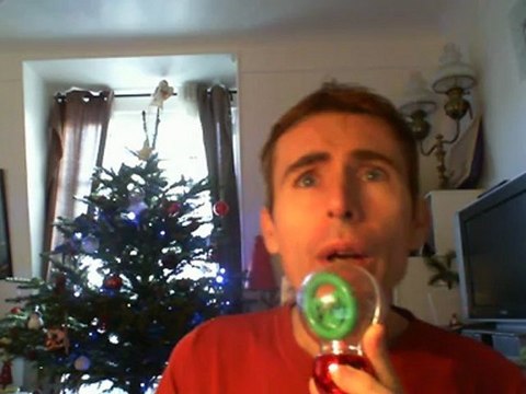 Wiwi égratigne les contes du vieil homme de Triangle