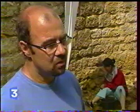 Fouilles archéologiques au Fort de Sucy-en-Brie (Journal 19-20, FR3 Île-de-France, 16 août 2000)