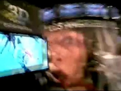 Resident Evil: Afterlife - Comic Con 2010 Featurette