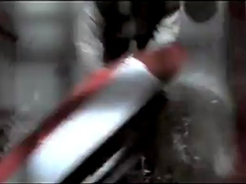 Flood - Clip - What's that?