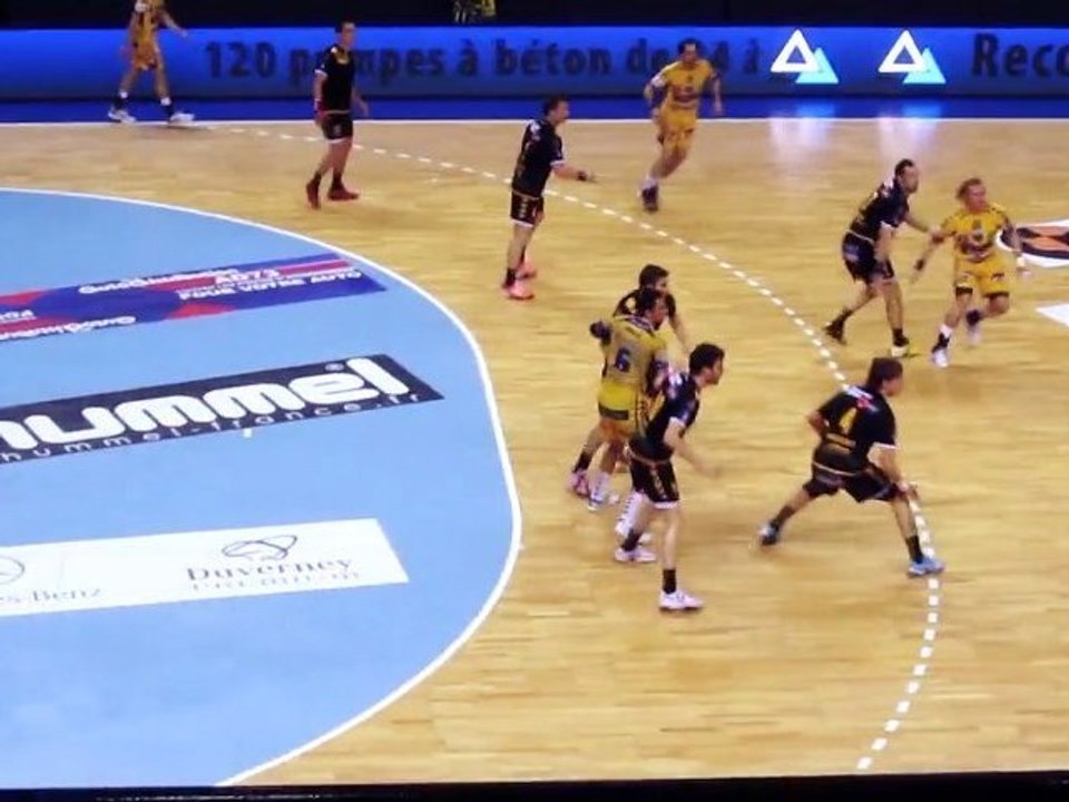 Dumoulin à la parade, Paty au chabala - Chambéry vs St-Raphaël