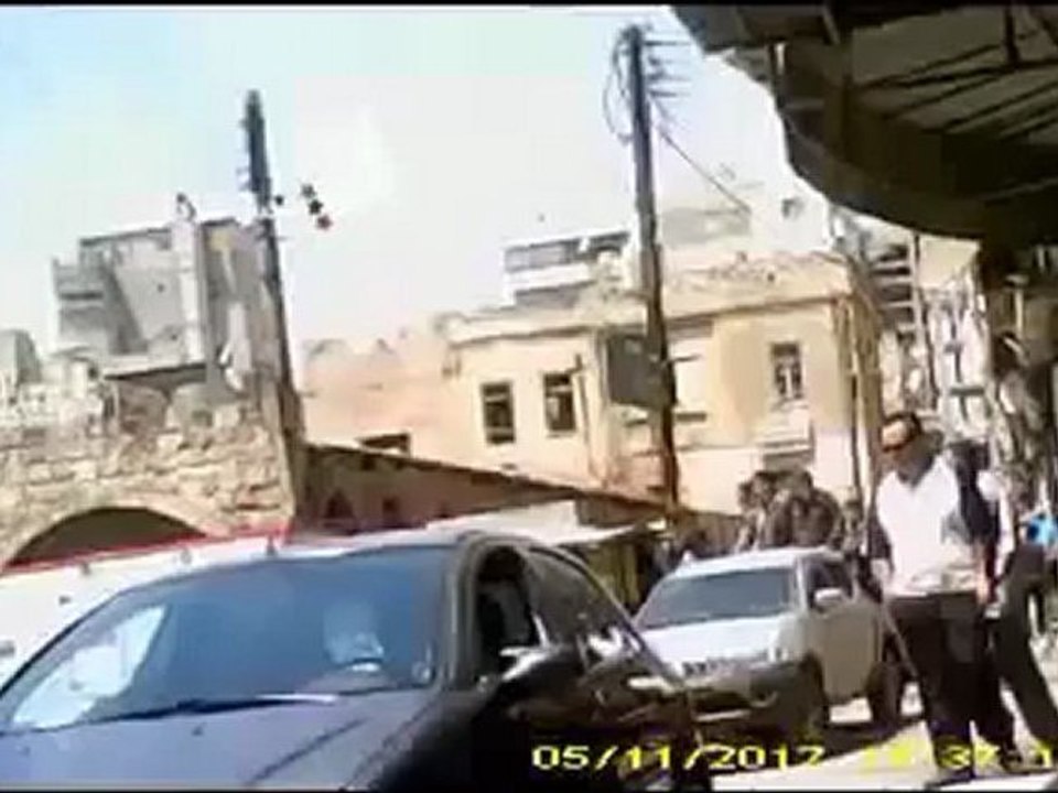 فري برس اللاذقية سيارات الامن والشبيحة في الصليبة 11  5  2012 Latakia