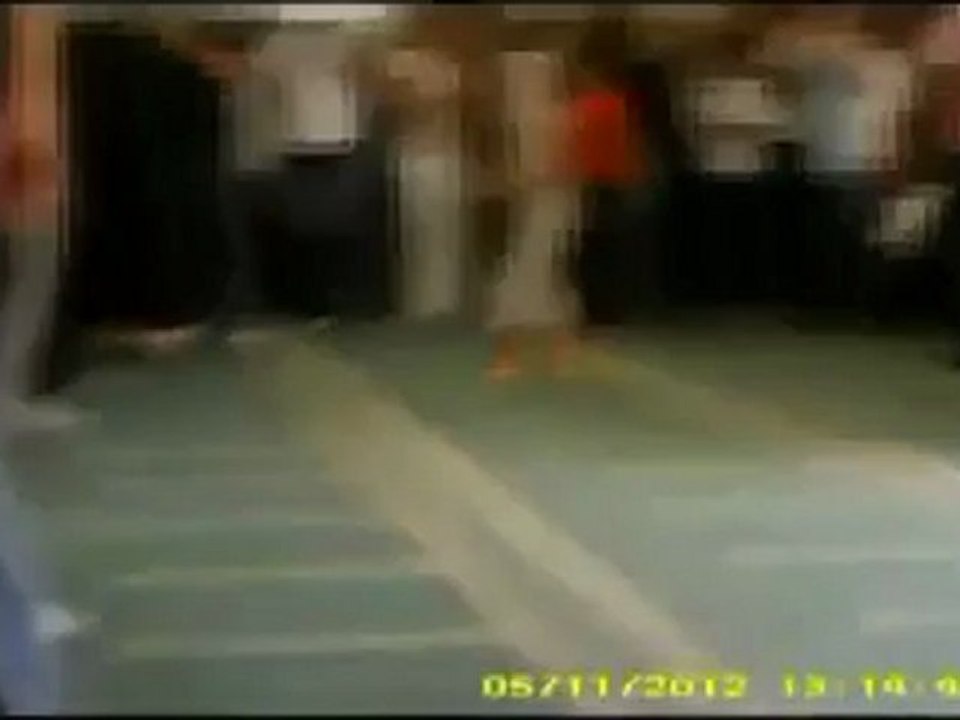 فري برس اللاذقية مشروع الصليبة جامع الحسين ج1  11 5 2012 Latakia