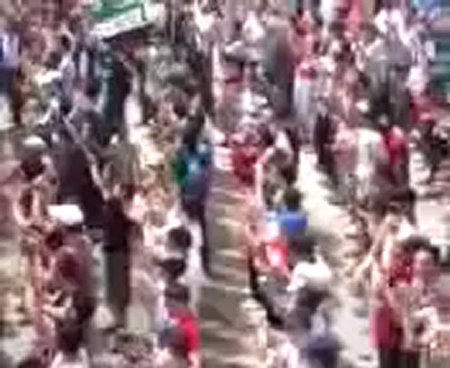 فري برس  حماه المحتلة باب قبلي خافوا الله ياعــرب  2012 5 11 Hama