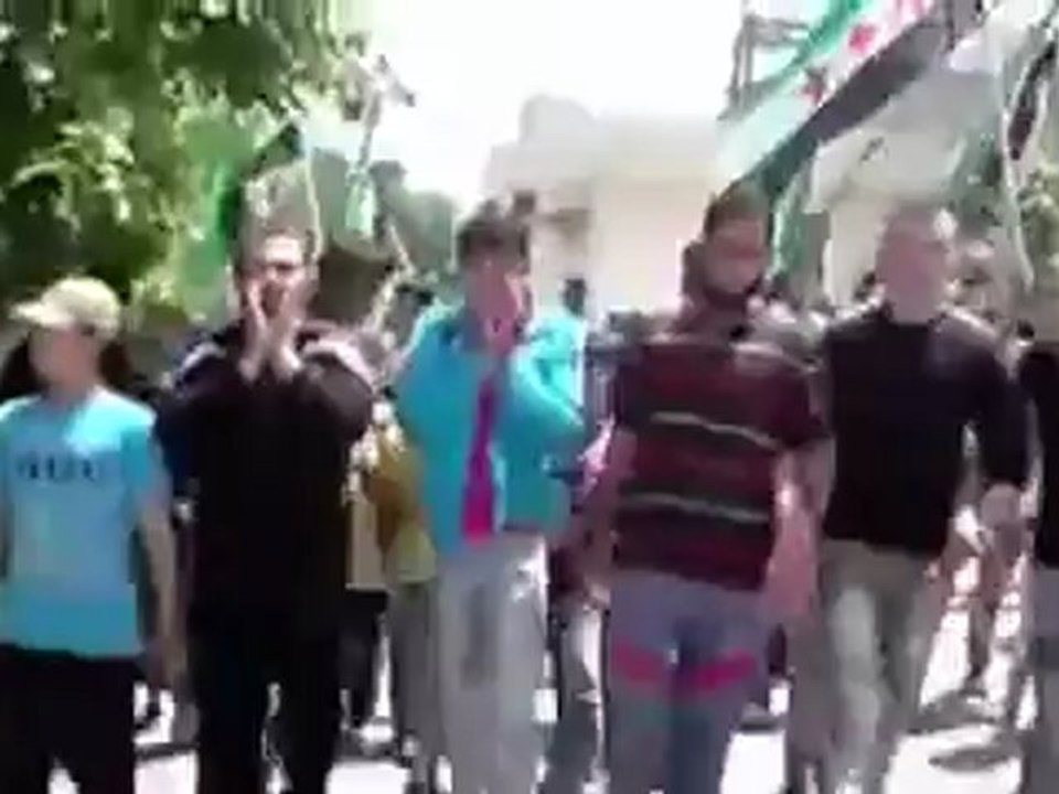 فري برس اللاذقية الحفة بكاس جمعة نصر من الله وفتح قريب 11 5 2012 Latakia