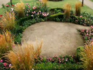 Aeon Flux - Clip - Under attack