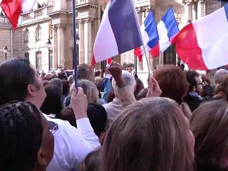 Passation de pouvoir avec des sympathisants UMP