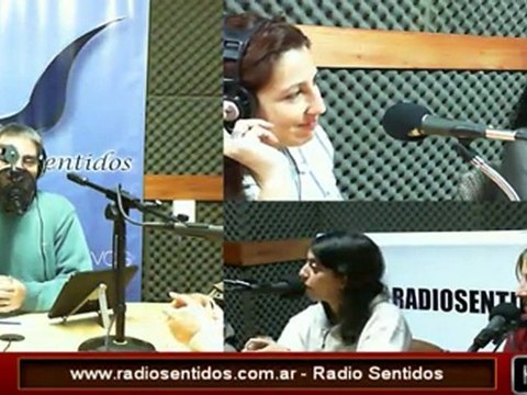 TU HISTORIA DE AMOR - Indumentaria FaSil en Que Sabes de Amor - 14/05/2012