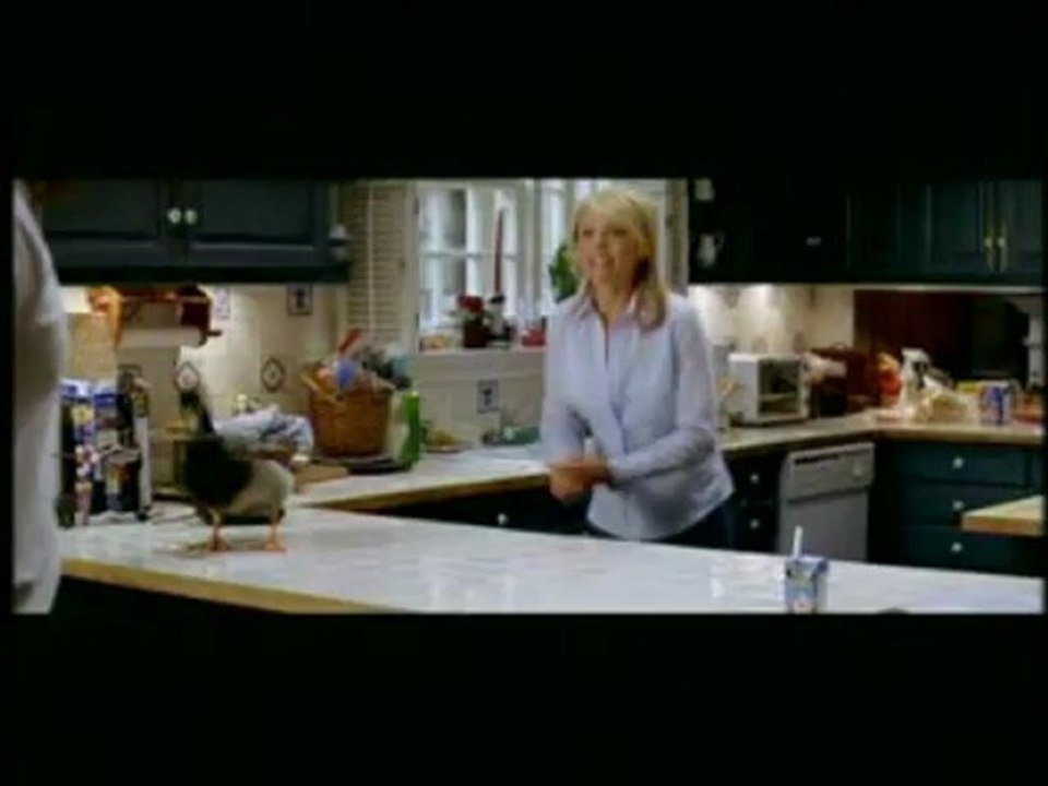 The Pacifier - Clip - He bit me!