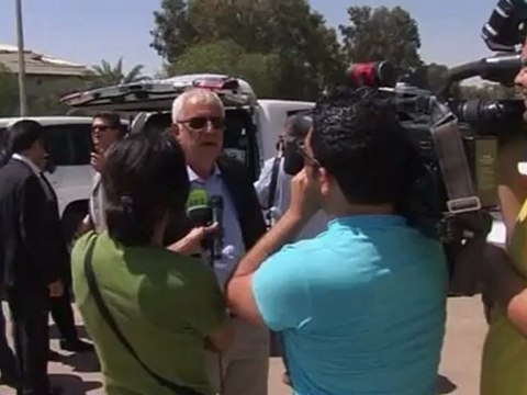 EU sends amoured vehicles to bolster UN monitors in Syria