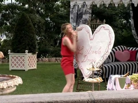 Bridesmaids - Exclusive Interview With Kristen Wiig And Rose Byrne