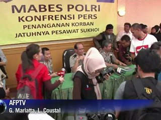 Indonésie : les corps des victimes du crash arrivent à Jakarta