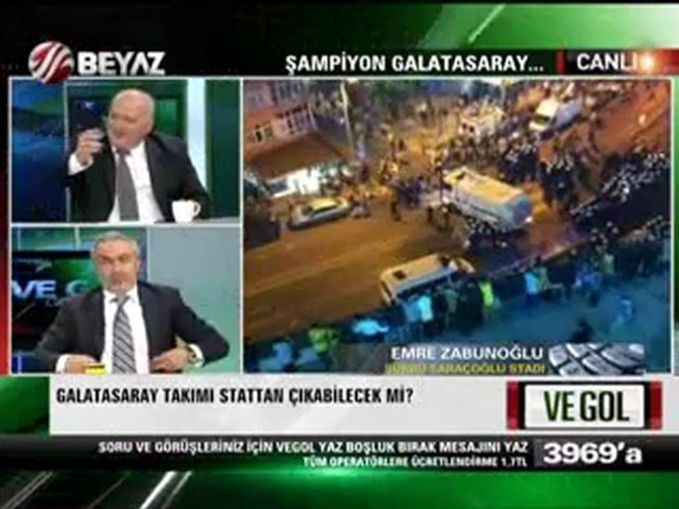 Galatasaray ŞAMPİYON! 12 MAYIS 2012 (feneri KADIKÖY'e GÖMDÜK!) Şikee Şikee - YouTube
