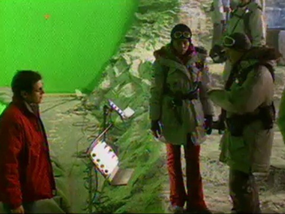 Alien Vs. Predator: Special Extreme Edition - Cast Interviews