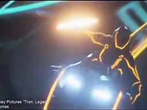 Tron: Legacy - Daft Punk - Derezzed Remix - Official Video