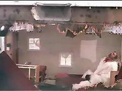 The Hitchhikers' Guide To The Galaxy - DVD Deleted Scene - Impossible Forces