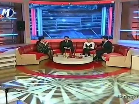 Oktay Ertuğrul EVLERİNİN ÖNÜ YONCA