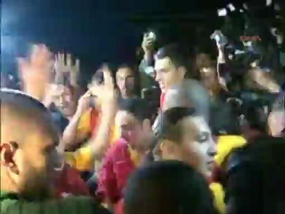 Kupa Merasimi ve Oyuncuların kutlaması.