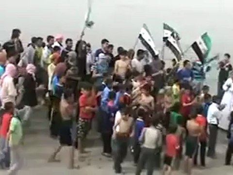 Syria فري برس ثورة الفرات ديرالزور مظاهرة عصرونية للخريطة 12 5 2012ج1 Deirezzor