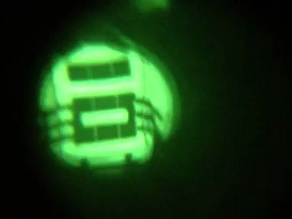 Airsoft avec vision nocturne - TIW