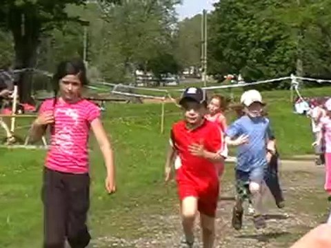 LAC DE VESOUL-VAIVRE : 1.200 ELEVES À LA JOURNEE MULTIACTIVITES AVEC L'USEP 70