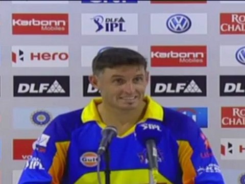 Hussey lauds bowling attack