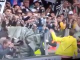 Ecco il saluto di Del Piero alla curva juventina con le lacrime agli occhi!